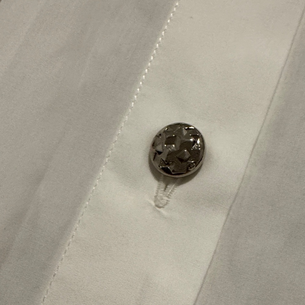 CHANEL Vintage White Button-Up Blouse - Picture 3 of 8